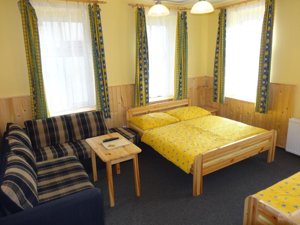 Penzion Na Rozcesti ヤノフ・ナト・ニソウ 部屋 写真